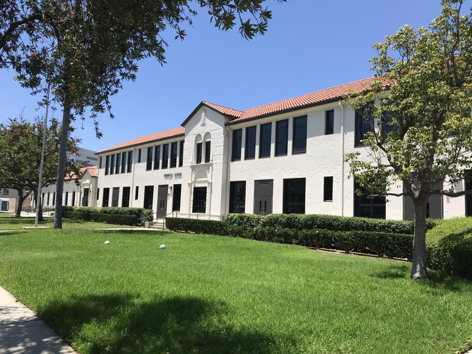 Santa MonicaMalibu Unified School District Vanir